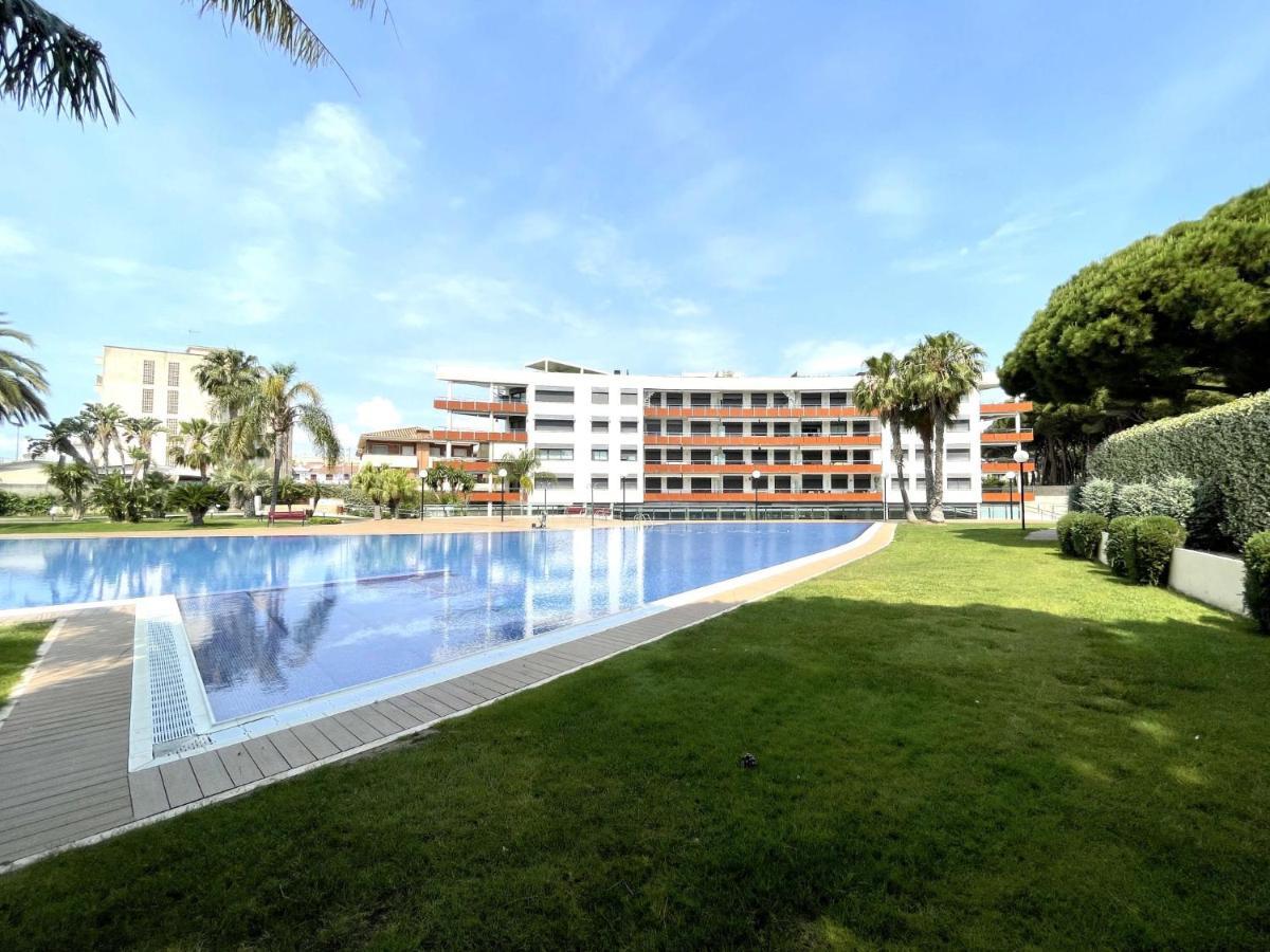 Luxurycambrils Resort&Spa Buitenkant foto