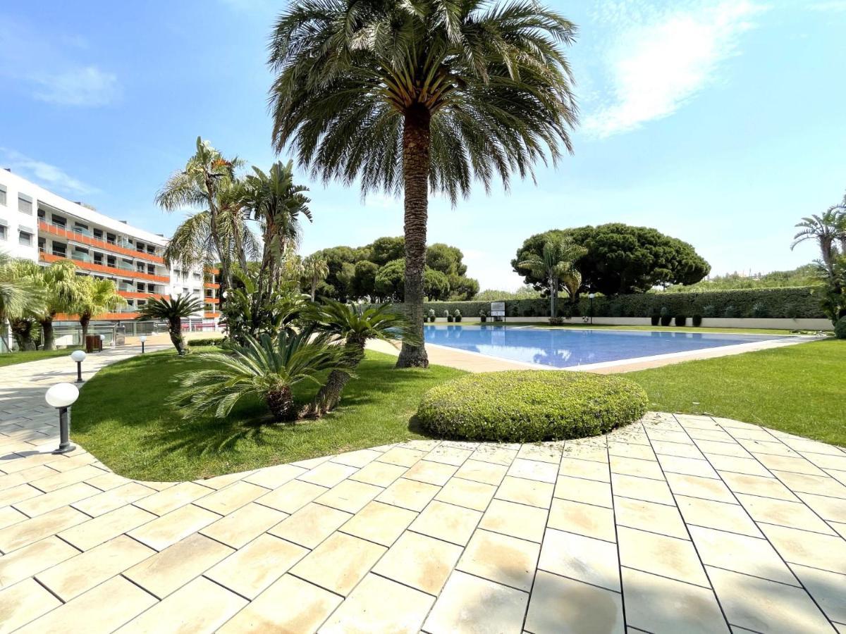 Luxurycambrils Resort&Spa Buitenkant foto
