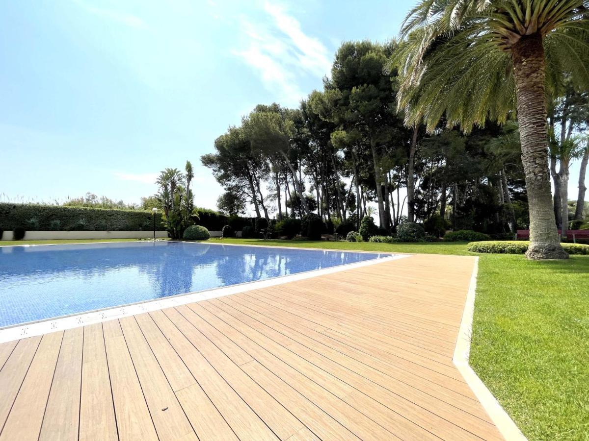 Luxurycambrils Resort&Spa Buitenkant foto